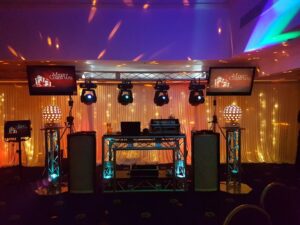 Medium Hi-Tech Karaoke-Disco Package (white)